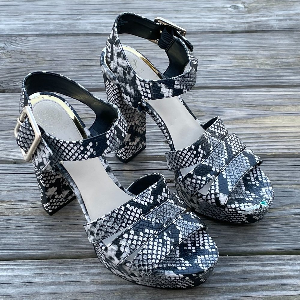 Guess Snakeskin Chunky Heel Platform Ankle Strap Sandals Open Toe Pumps Size 8